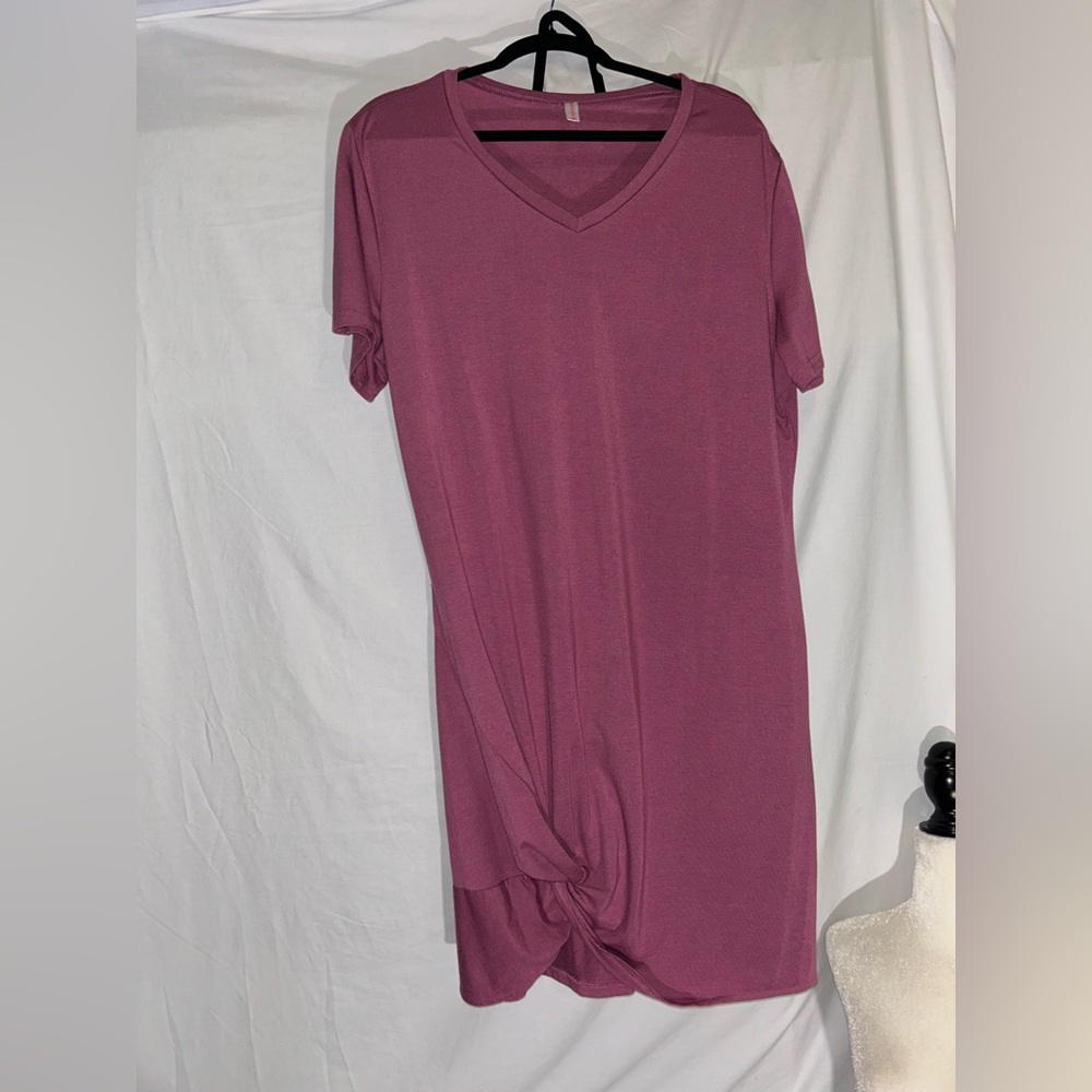 Short sleeve vneck tshirt dress